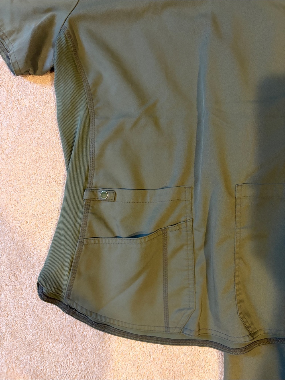 Med Couture Touch medium olive green scrub set - Picture 4 of 11